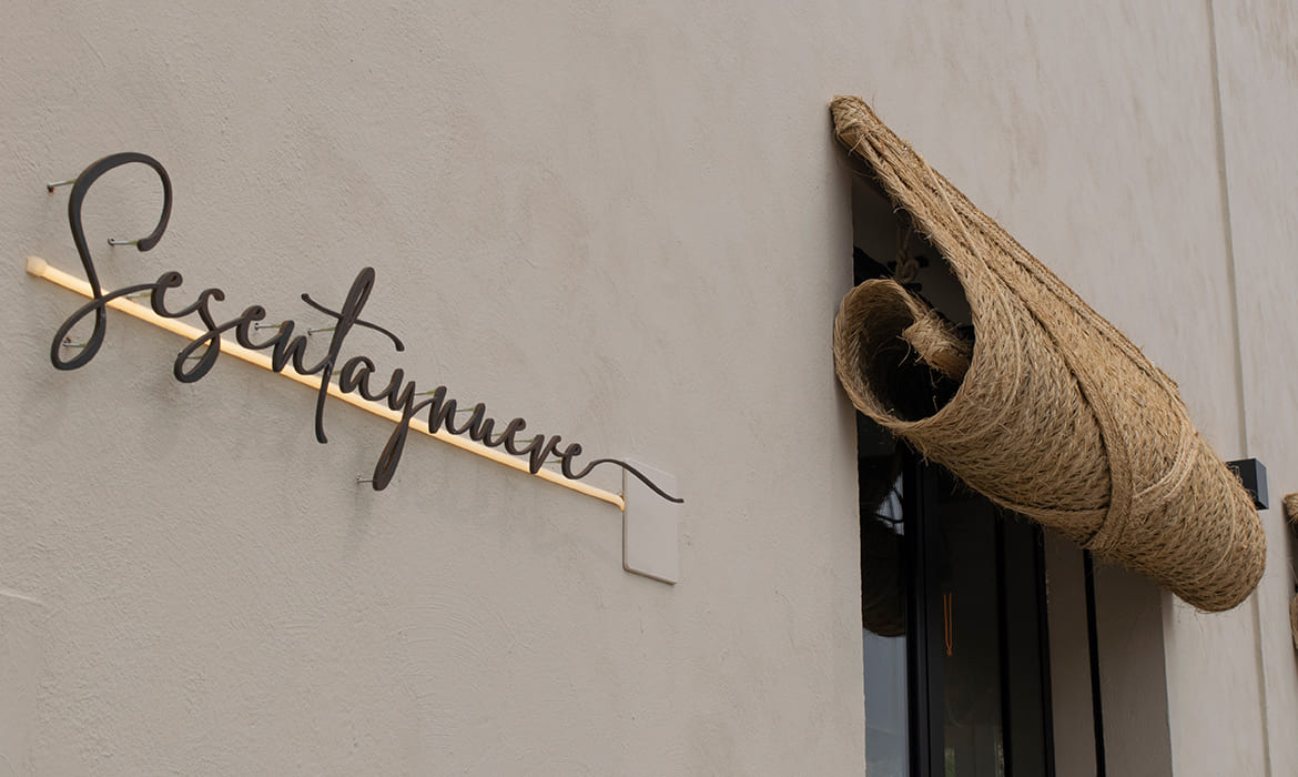 Graphenstone Studio Bar 69