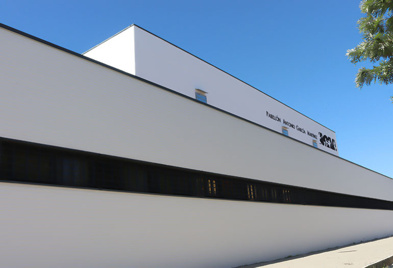 Graphenstone renovación del Pabellón Deportivo Antonio García en Mairena del Alcor, Sevilla.