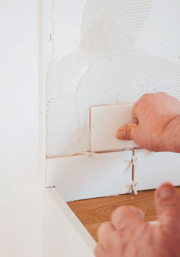 Ecological adhesive lime mortar with graphene